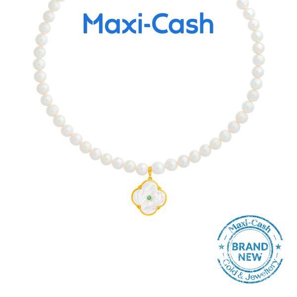 Pearl Necklace Gift Set (With detachable pendant and silk scarf)